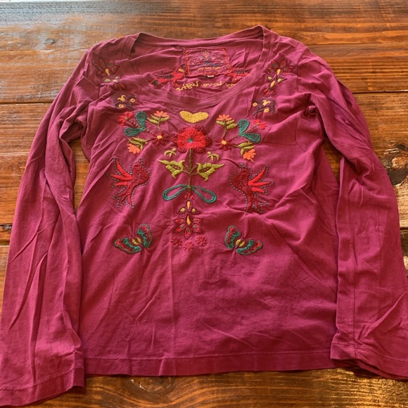 Johnny Was JW Los Angeles Embroidered Pink Floral LOVE Shirt - Picture 7 of 17